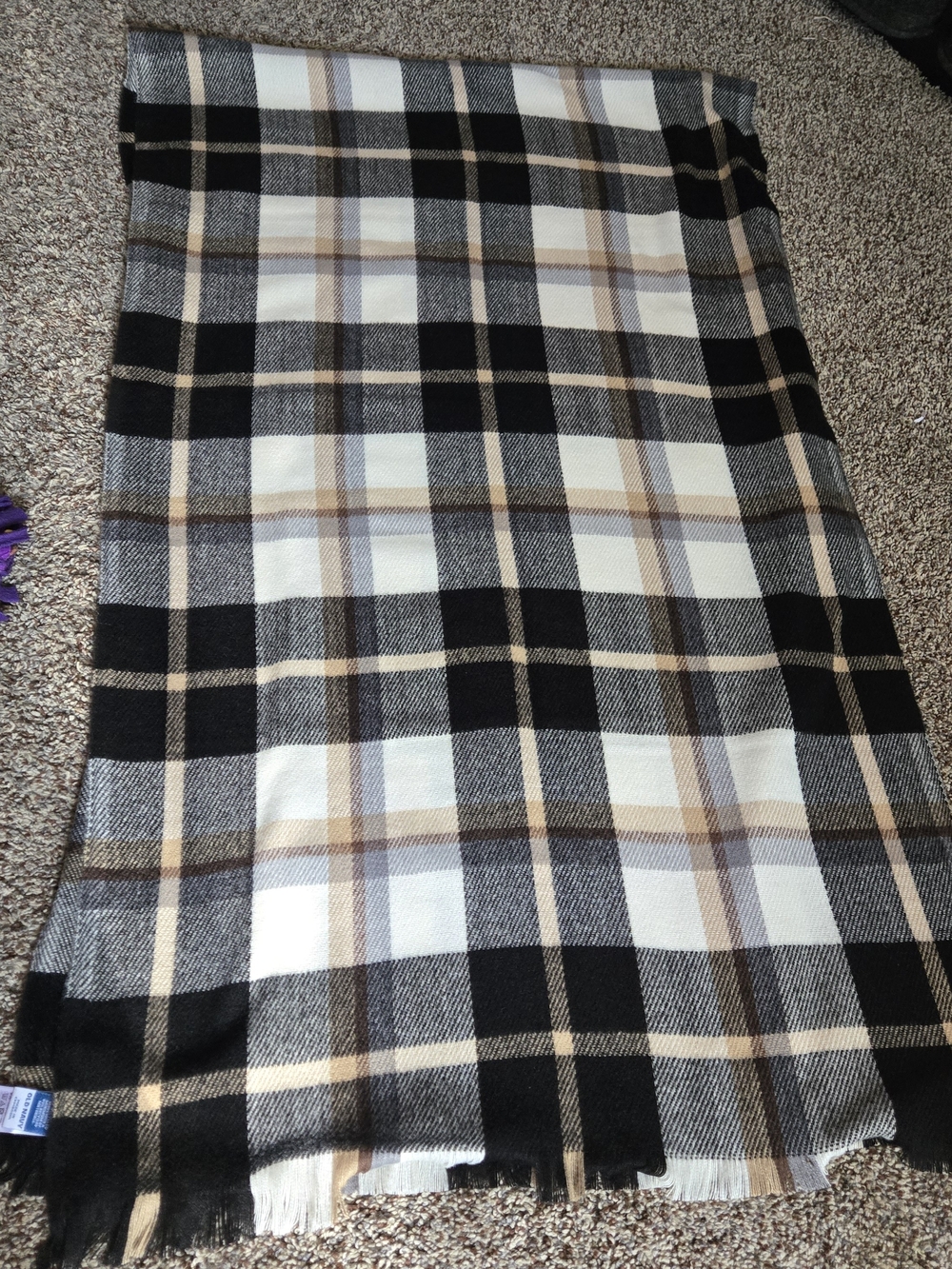 Old Navy Plaid Blanket Scarf Oversized Black Gray Tan Cream Fringe